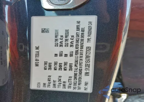 2024 Tesla Model 3 z USA, uszkodzony, nr VIN 5YJ3E1EA7RF727639